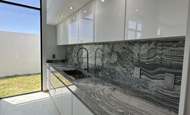 Hermosa casa en VENTA en Valle Imperial