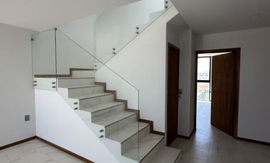 Hermosa casa en VENTA en Valle Imperial