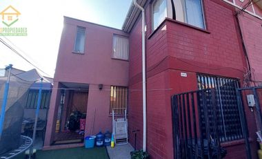 VENTA CASA 2 HAB 1 BA EN QUILICURA