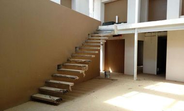 VENTA DE BODEGA CON OFICINAS EN COLONIA AEROPUERTO