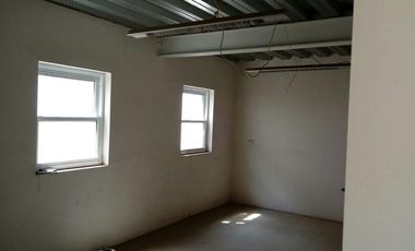 VENTA DE BODEGA CON OFICINAS EN COLONIA AEROPUERTO