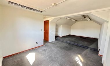 Oficina en Arriendo en Av. Américo Vespucio