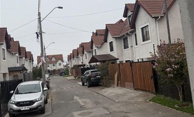 Casa en Venta en Pasaje Tololo 861