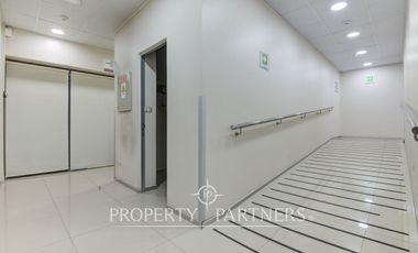 Local con excelente ubicación para uso Clínico / Metro Alcántara - El Golf