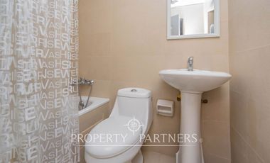 Parcela Llena de Luz y Espacios Abiertos en exclusivo y seguro condominio La Rinconada del Principal, Pirque (con piscina, quincho y un gran jardín)