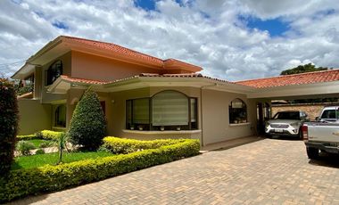 HERMOSA CASA EN VENTA, SECTOR MACHANGARA