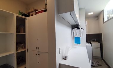 Renta de Casa Amoblada con diseño Moderno-Minimalista con piscina, Sector Intervalles