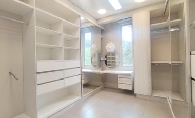 Renta de Casa Amoblada con diseño Moderno-Minimalista con piscina, Sector Intervalles