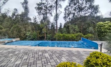 Renta de Casa Amoblada con diseño Moderno-Minimalista con piscina, Sector Intervalles