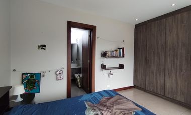 Renta de Casa Amoblada con diseño Moderno-Minimalista con piscina, Sector Intervalles