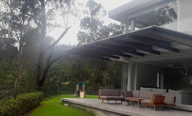 Renta de Casa Amoblada con diseño Moderno-Minimalista con piscina, Sector Intervalles