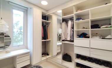 Renta de Casa Amoblada con diseño Moderno-Minimalista con piscina, Sector Intervalles