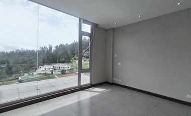 Renta de Casa Amoblada con diseño Moderno-Minimalista con piscina, Sector Intervalles