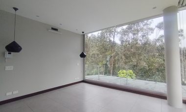 Renta de Casa Amoblada con diseño Moderno-Minimalista con piscina, Sector Intervalles