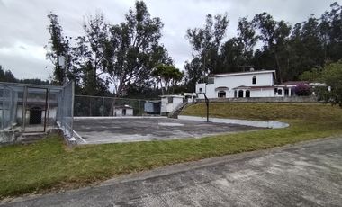 Renta de Casa Amoblada con diseño Moderno-Minimalista con piscina, Sector Intervalles