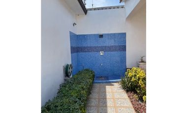 CASA EN VENTA  LOS PORTALES ZUAZUA