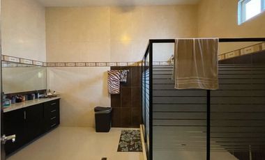 CASA EN VENTA  LOS PORTALES ZUAZUA