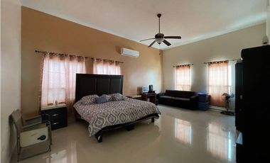 CASA EN VENTA  LOS PORTALES ZUAZUA