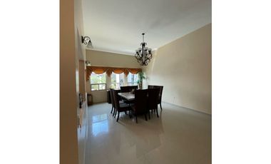 CASA EN VENTA  LOS PORTALES ZUAZUA