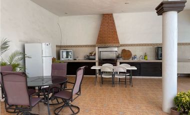 CASA EN VENTA  LOS PORTALES ZUAZUA