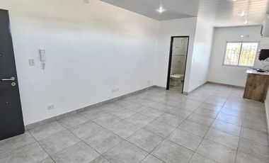 ALQUILER DE MONOAMBIENTE A ESTERNAR, MORON.