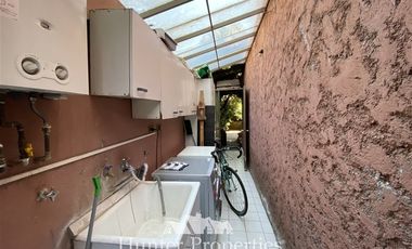 Casa en Venta en Vicente Perez Rosales - Carlos Silva Vildósola