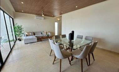 CASA EN VENTA CONKAL YUCATAN