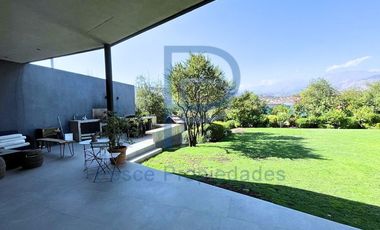 MARAVILLOSA CASA EN CONDOMINIO CERCA DEL CRAIGHOUSE