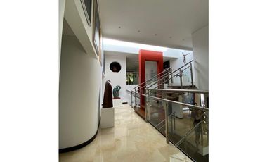 7060997 Venta Casa Campestre en el Poblado San Lucas