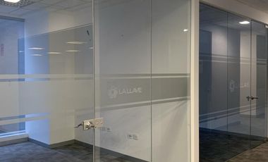 Alquier de oficina implementada en San Isidro