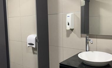 Alquier de oficina implementada en San Isidro