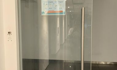 Alquier de oficina implementada en San Isidro