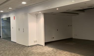 Alquier de oficina implementada en San Isidro