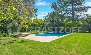 Casa en  Lomas de San Isidro