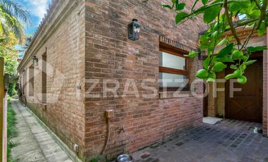Casa en  Lomas de San Isidro