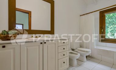 Casa en  Lomas de San Isidro