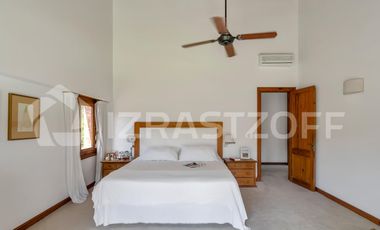 Casa en  Lomas de San Isidro