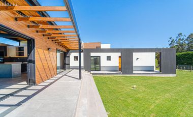 Alquiler 24 meses - Casa - Arenas del Sur - A estrenar