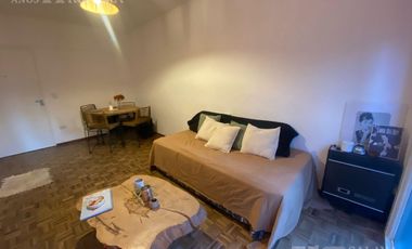 Departamento  en alquiler - Olivos - monoambiente