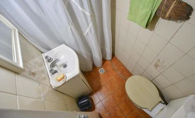 Casas en venta - 8 Dormitorios 3 Baños - 370Mts2 - Berisso