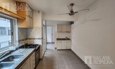 Venta Departamento en Olivos 3 amb y  dependencia