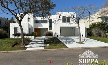 Casa en alquiler  El Golf Nordelta