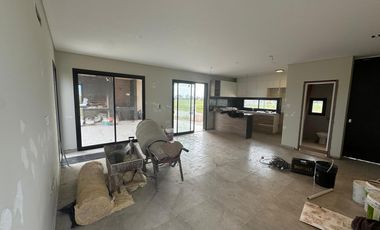 Casa en venta Barrio Cuestas de Manantiales 2 dormitorios