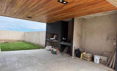 Casa en venta Barrio Cuestas de Manantiales 2 dormitorios