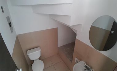 CASA EN VENTA  EN POMASQUI.