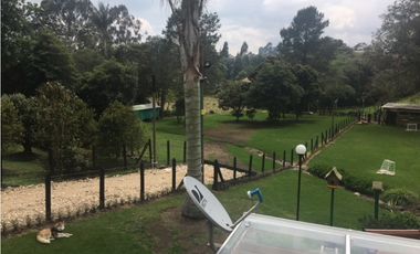 Arriendo Casa Amoblada en el Alto de las Palmas