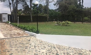 Arriendo Casa Amoblada en el Alto de las Palmas