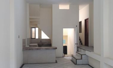 VENTA CASA RENTERA SANTA MONICA SUR DE GYE (RS)