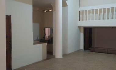 VENTA CASA RENTERA SANTA MONICA SUR DE GYE (RS)