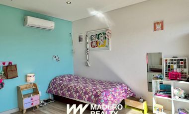 Casa en Dique Lujan- 5 ambientes